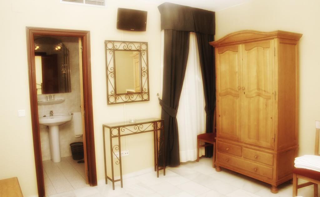 Hostal El Triunfo Кордоба Екстериор снимка